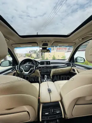BMW X5 xDrive35i AWD (3.0L 6cyl 8A) 2017 White