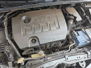 Toyota Corolla LE 4dr Sedan (1.8L 4cyl CVT) 2015 Beige