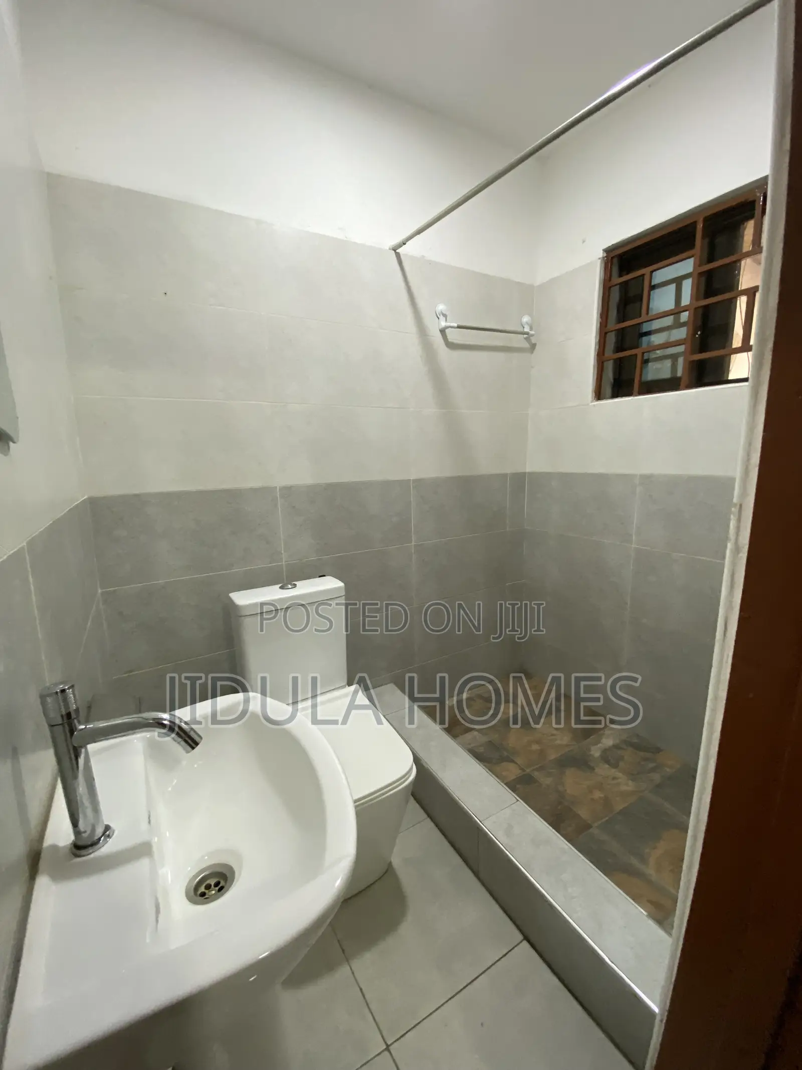 1bdrm Apartment in Ashale Botwe, Little Roses Area for rent