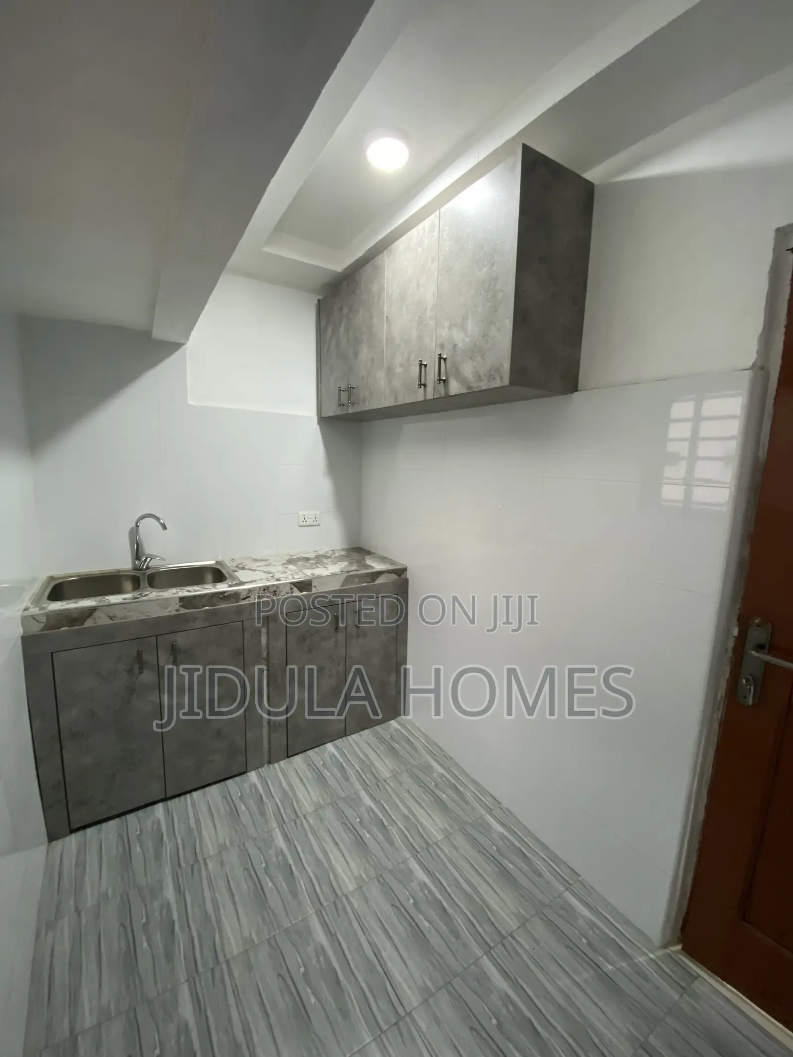 1bdrm Apartment in Ashale Botwe, Little Roses Area for rent