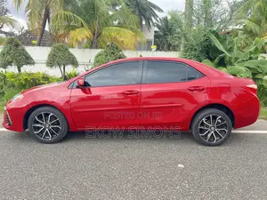 Toyota Corolla LE Eco (1.8L 4cyl 2A) 2018 Red