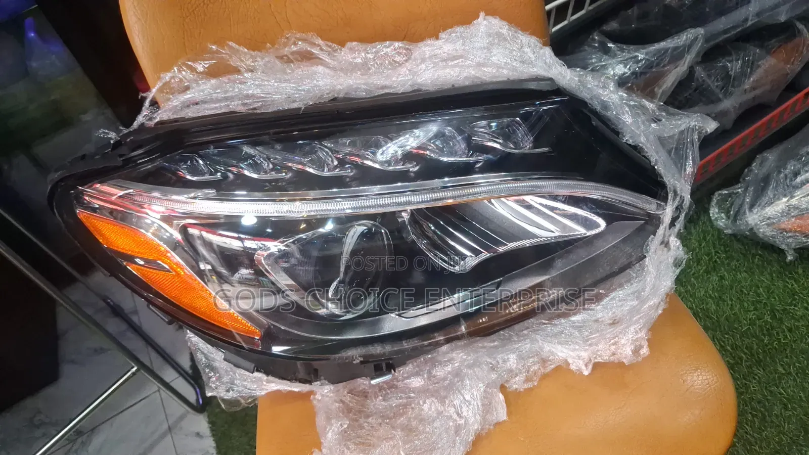 Headlight C300 Without Boaster 2016-2020