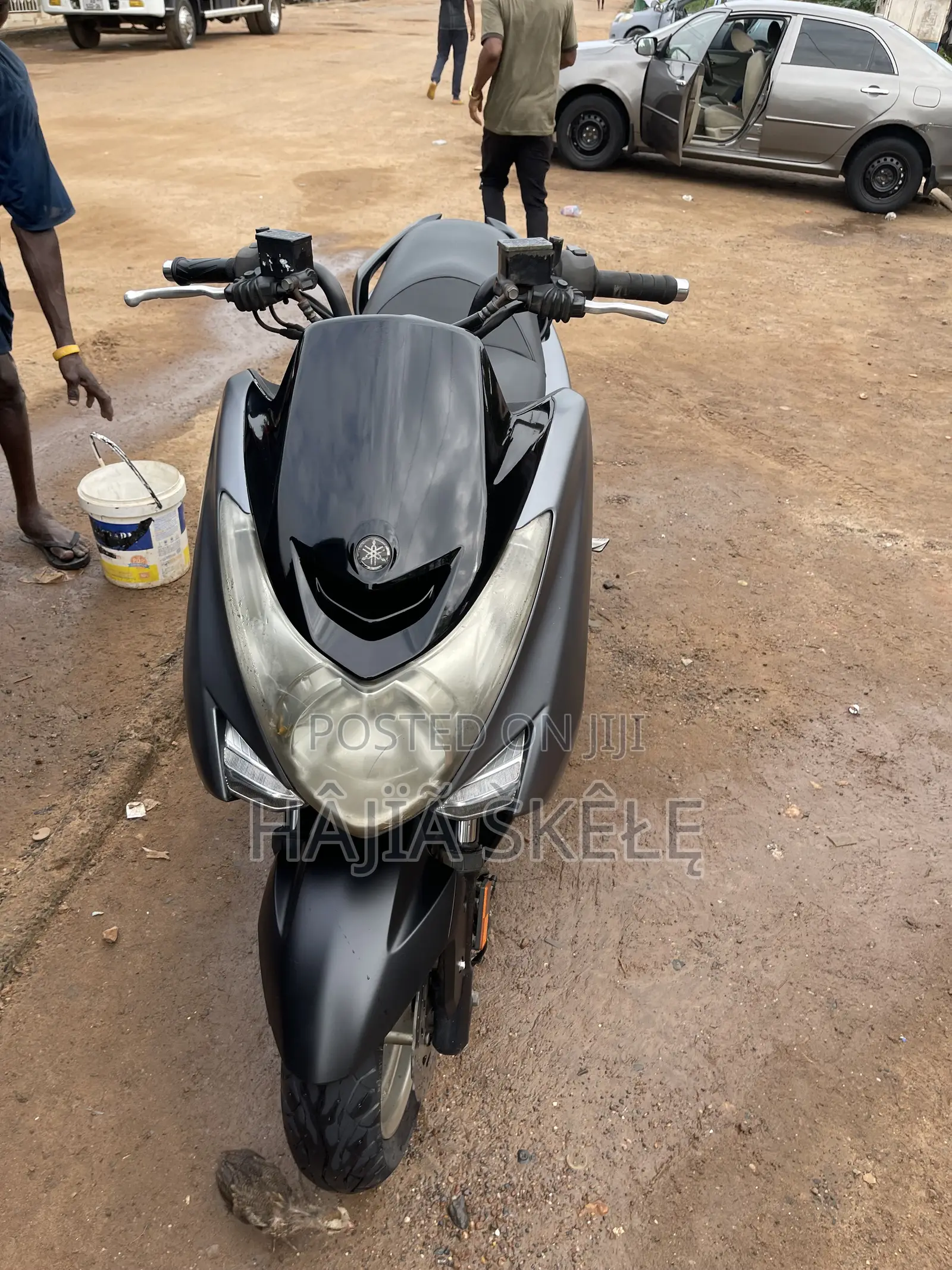 Yamaha 2025 Silver