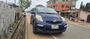 Toyota Vitz 2010 Blue