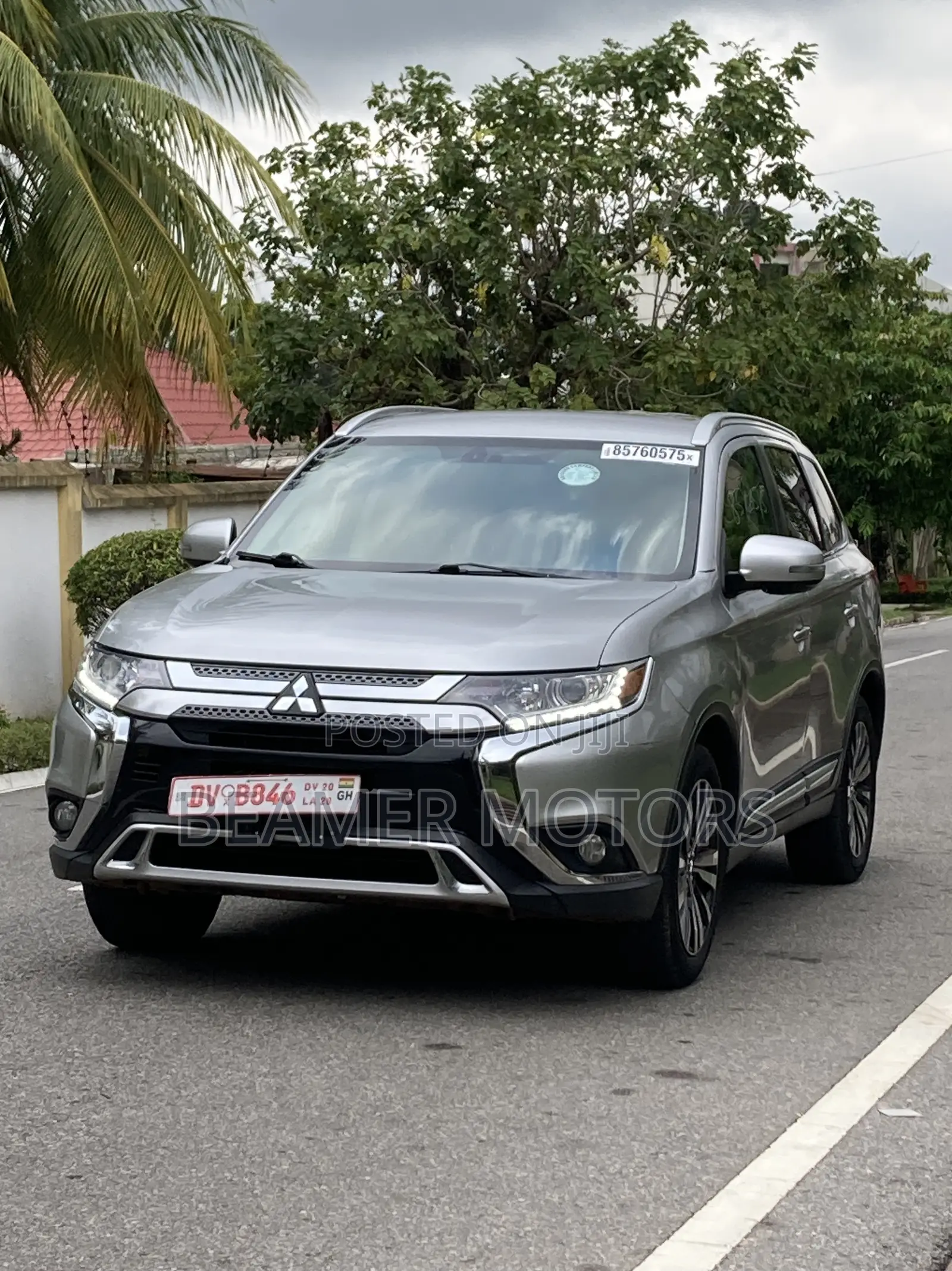 Mitsubishi Outlander SEL AWC 2019 Silver