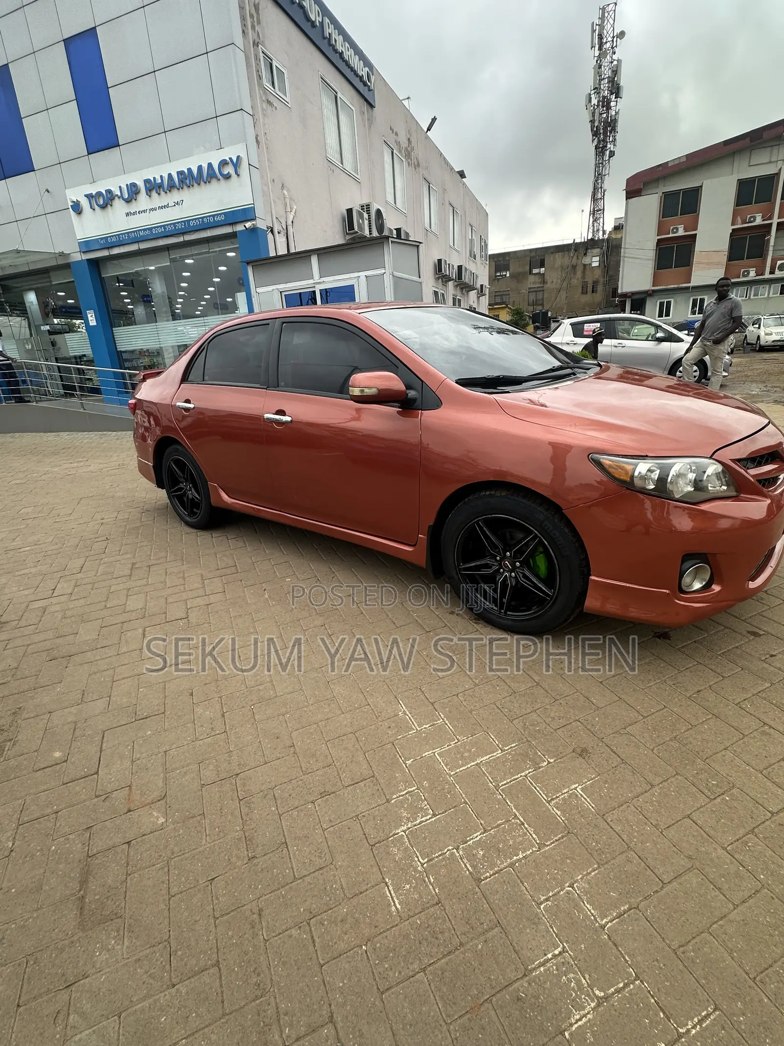 Toyota Corolla 2013 Orange