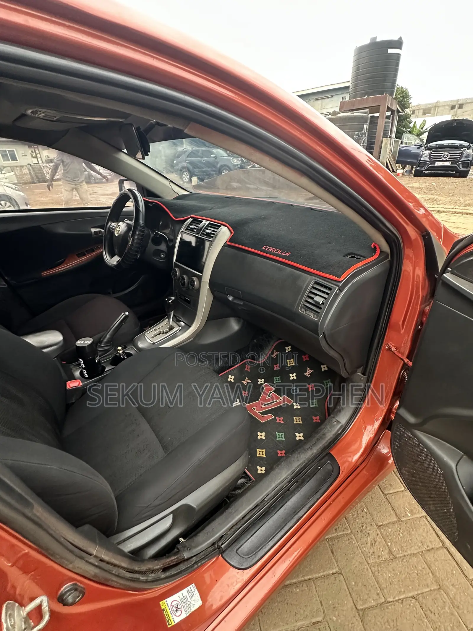 Toyota Corolla 2013 Orange