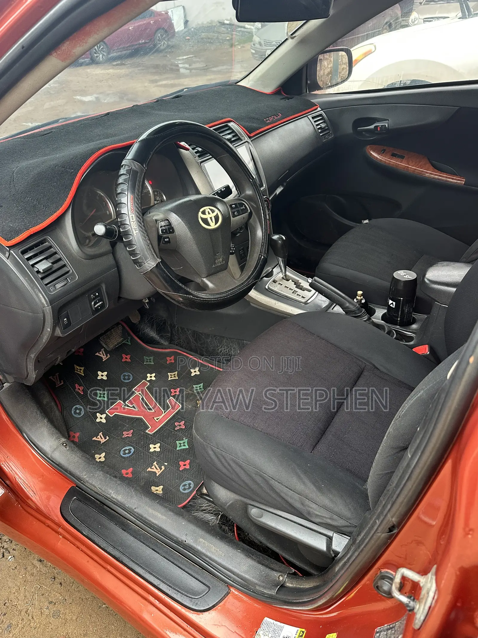 Toyota Corolla 2013 Orange