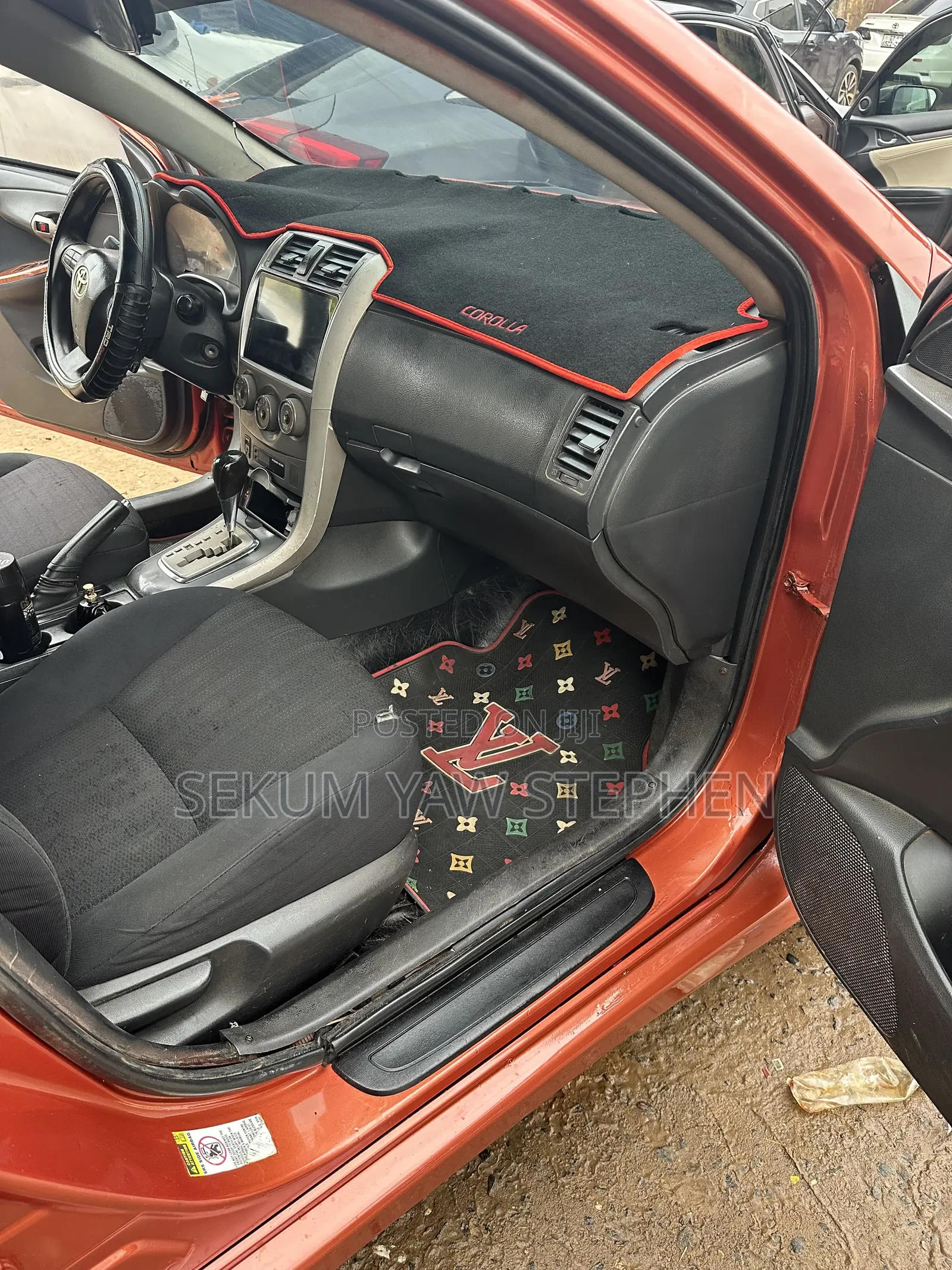 Toyota Corolla 2013 Orange