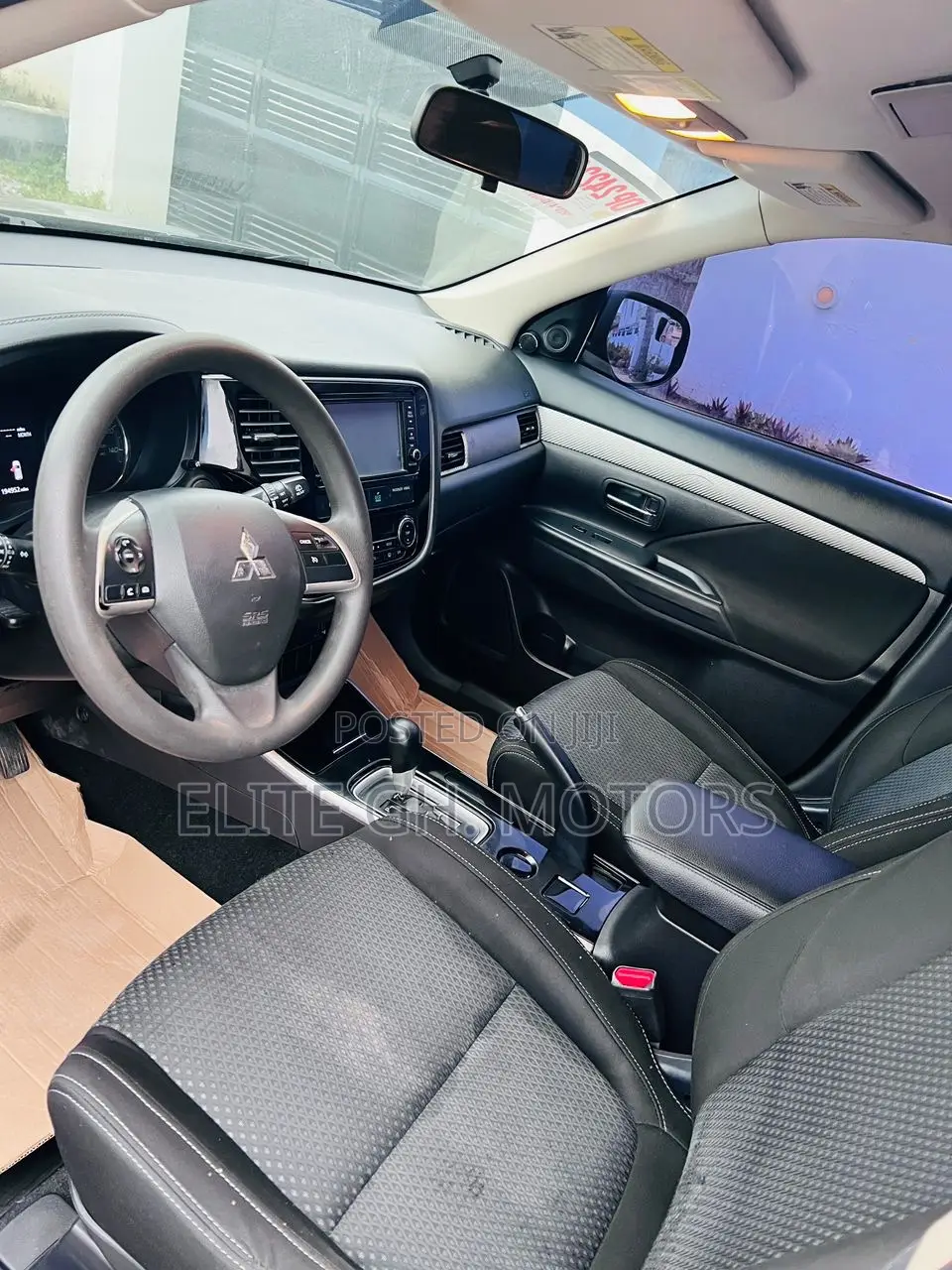 Mitsubishi Outlander 2018 Black