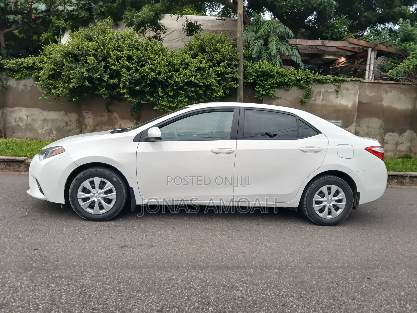 Toyota Corolla 2016 White