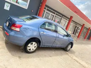Toyota Belta 2010 Blue