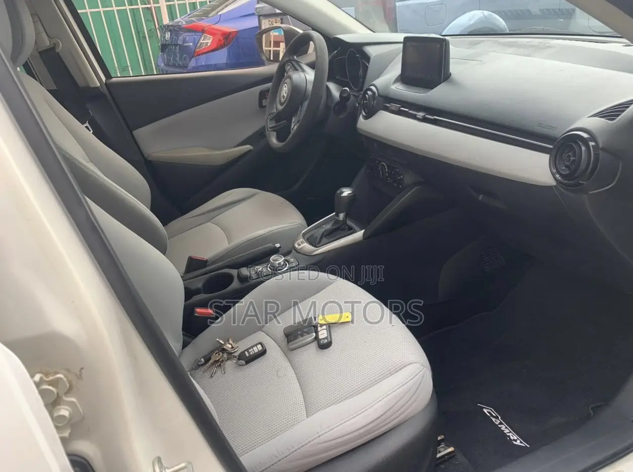 Toyota Yaris iA 1.5 FWD 2019 White