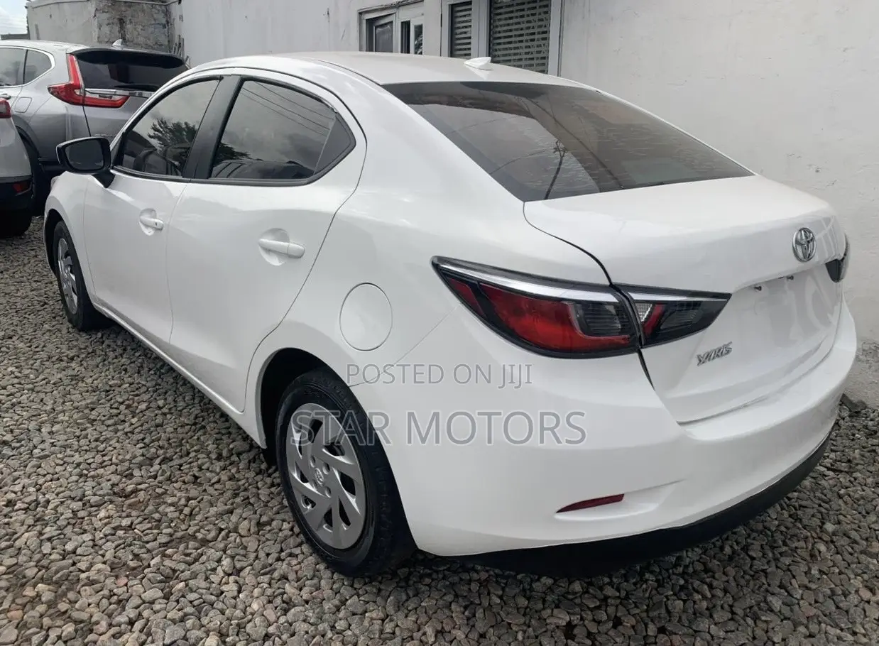 Toyota Yaris iA 1.5 FWD 2019 White