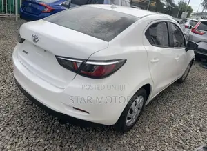 Toyota Yaris iA 1.5 FWD 2019 White
