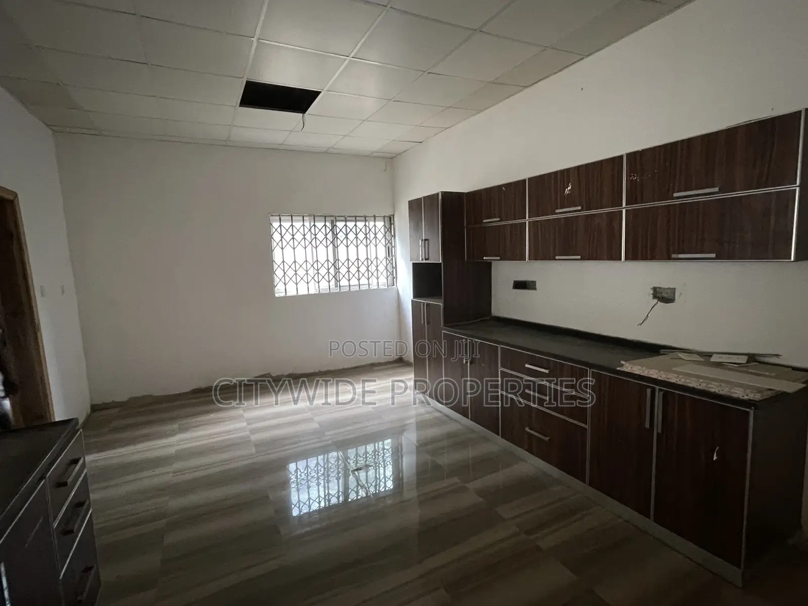 Furnished 5bdrm House in Ayi Mensah, Ga East Municipal for sale