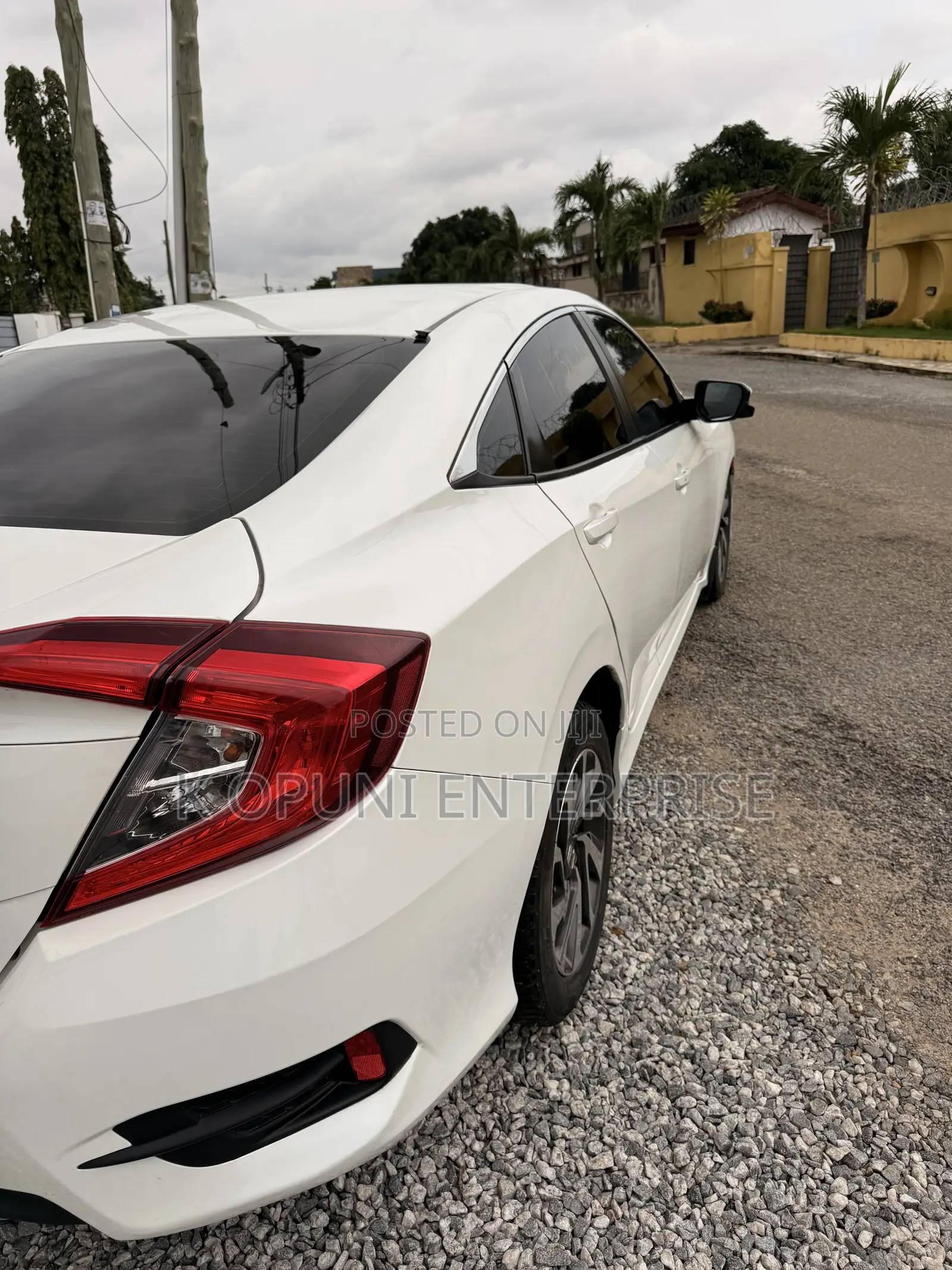 Honda Civic EX 4dr Sedan (2.0L 4cyl) 2017 White