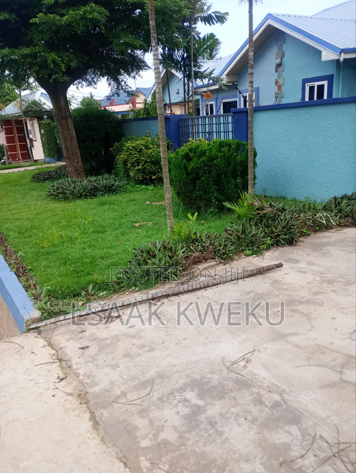 3bdrm House in Ashangman Estate, Pure Water for rent