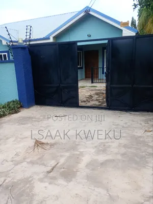 3bdrm House in Ashangman Estate, Pure Water for rent