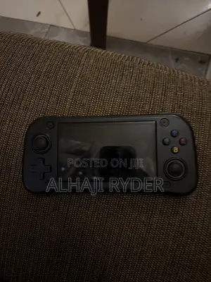 G28 Gaming Console
