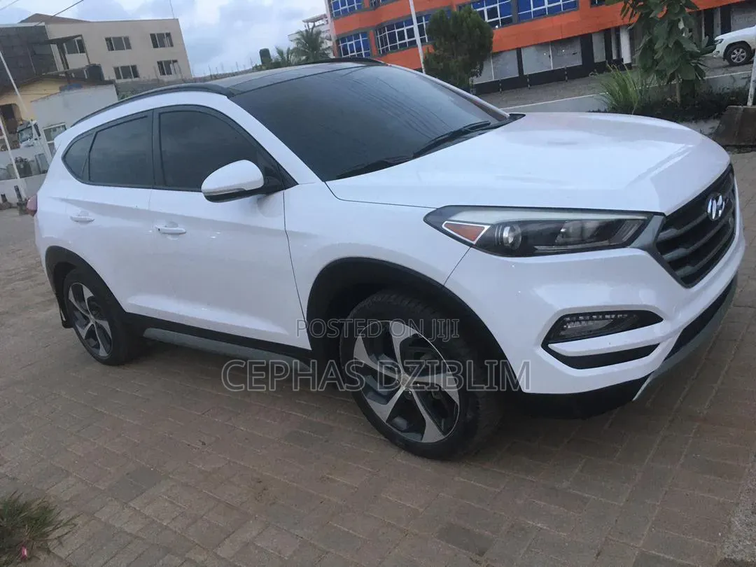 Hyundai Tucson Limited AWD 2018 White