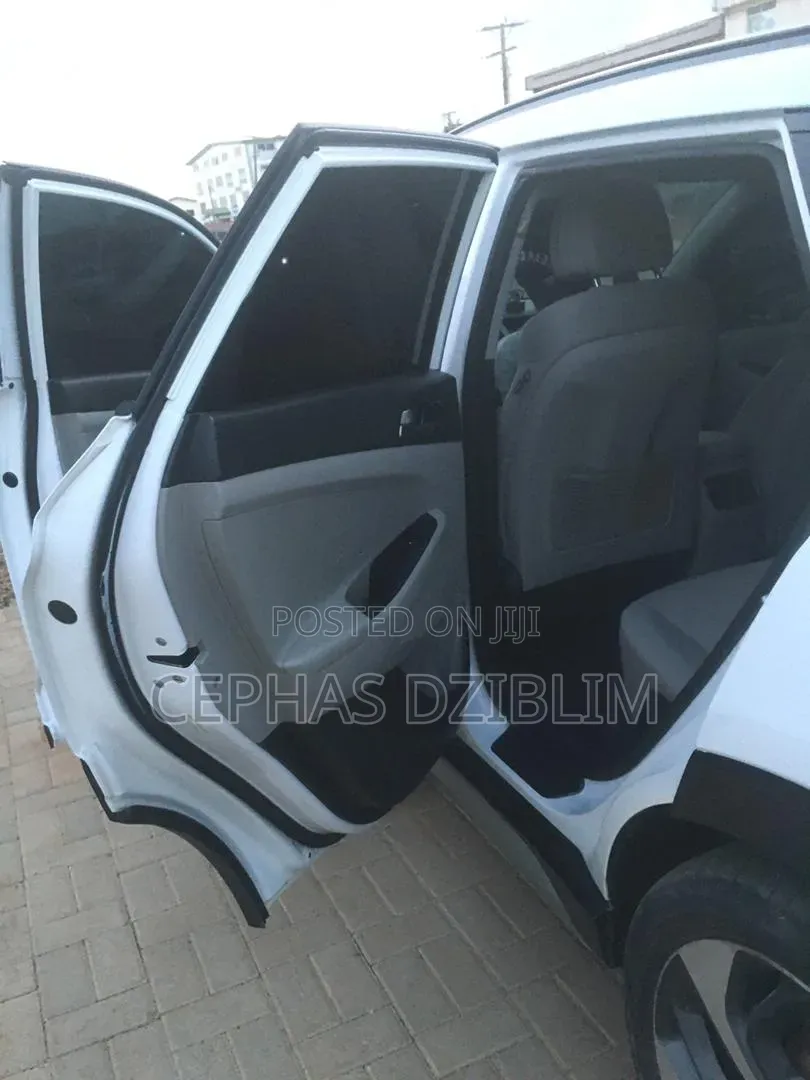 Hyundai Tucson Limited AWD 2018 White