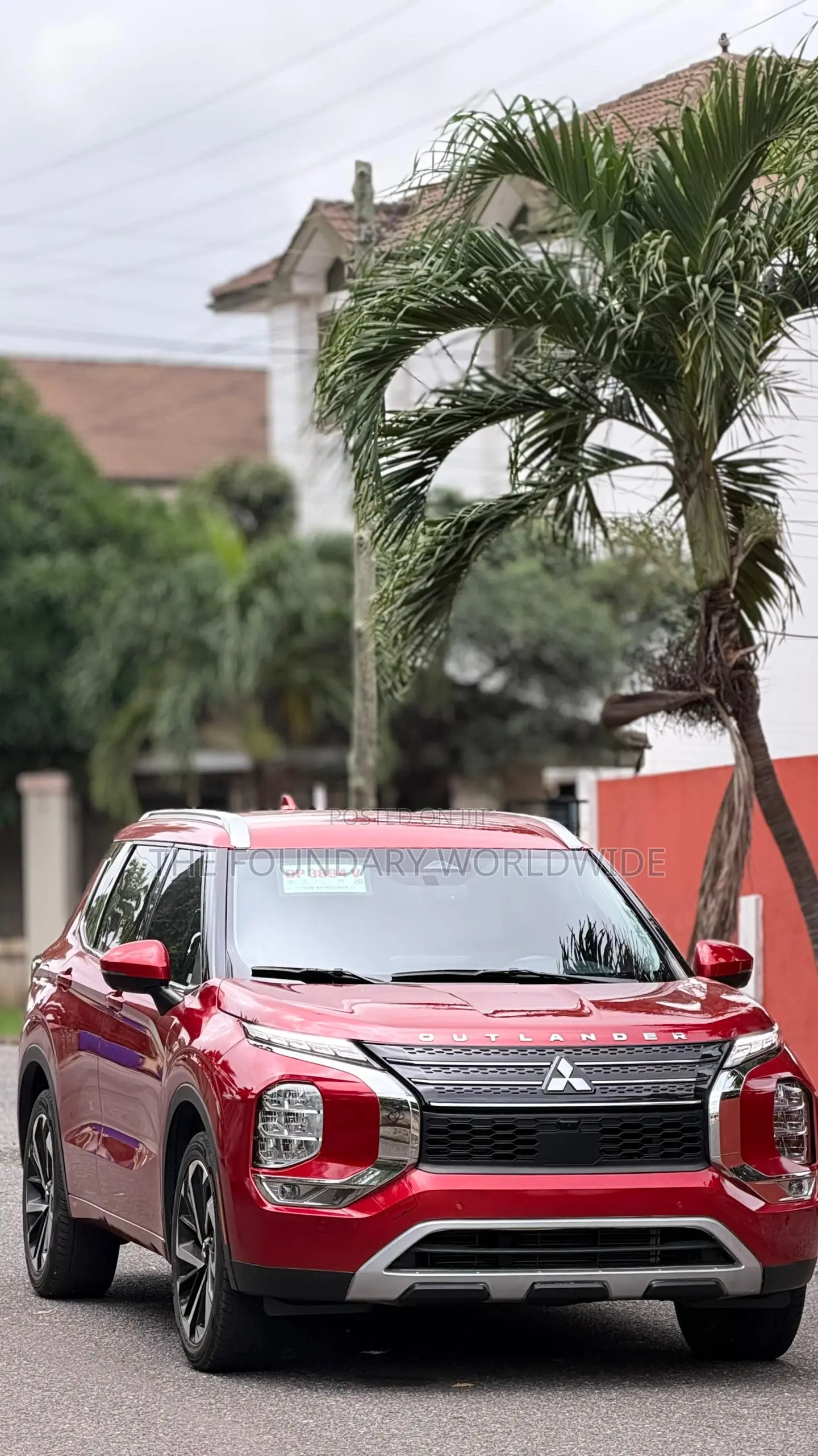 Mitsubishi Outlander SE Launch Edition 2022 Red