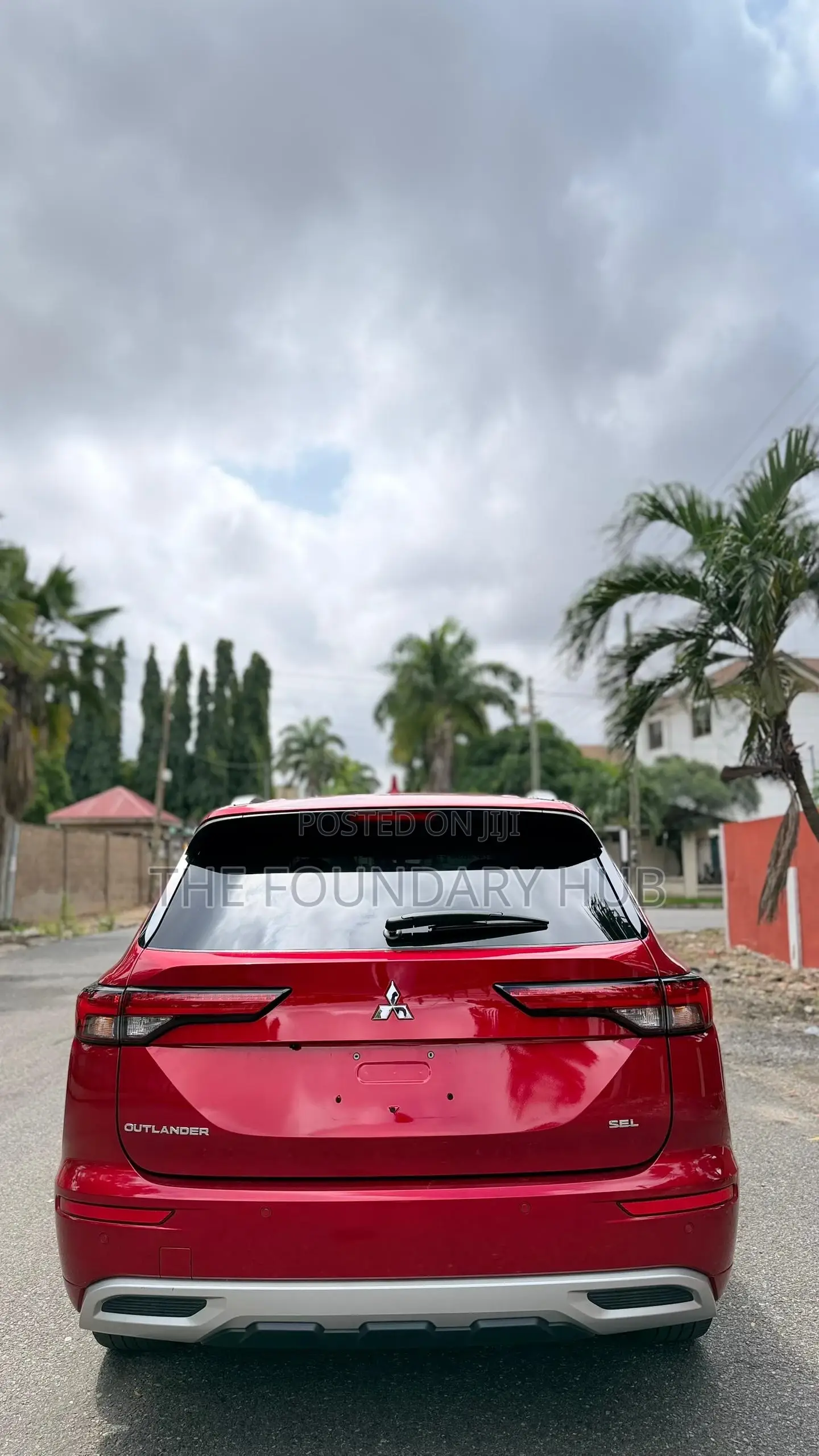Mitsubishi Outlander SE Launch Edition 2022 Red
