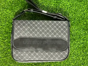 Quality and Quality Classic Side Bag