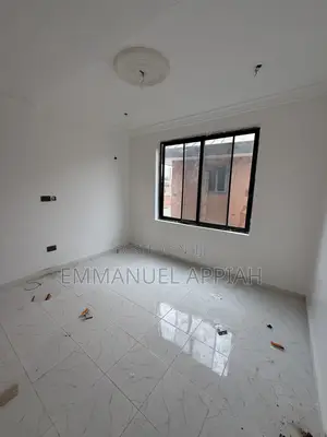 1bdrm Room & Parlour in Tesano for rent