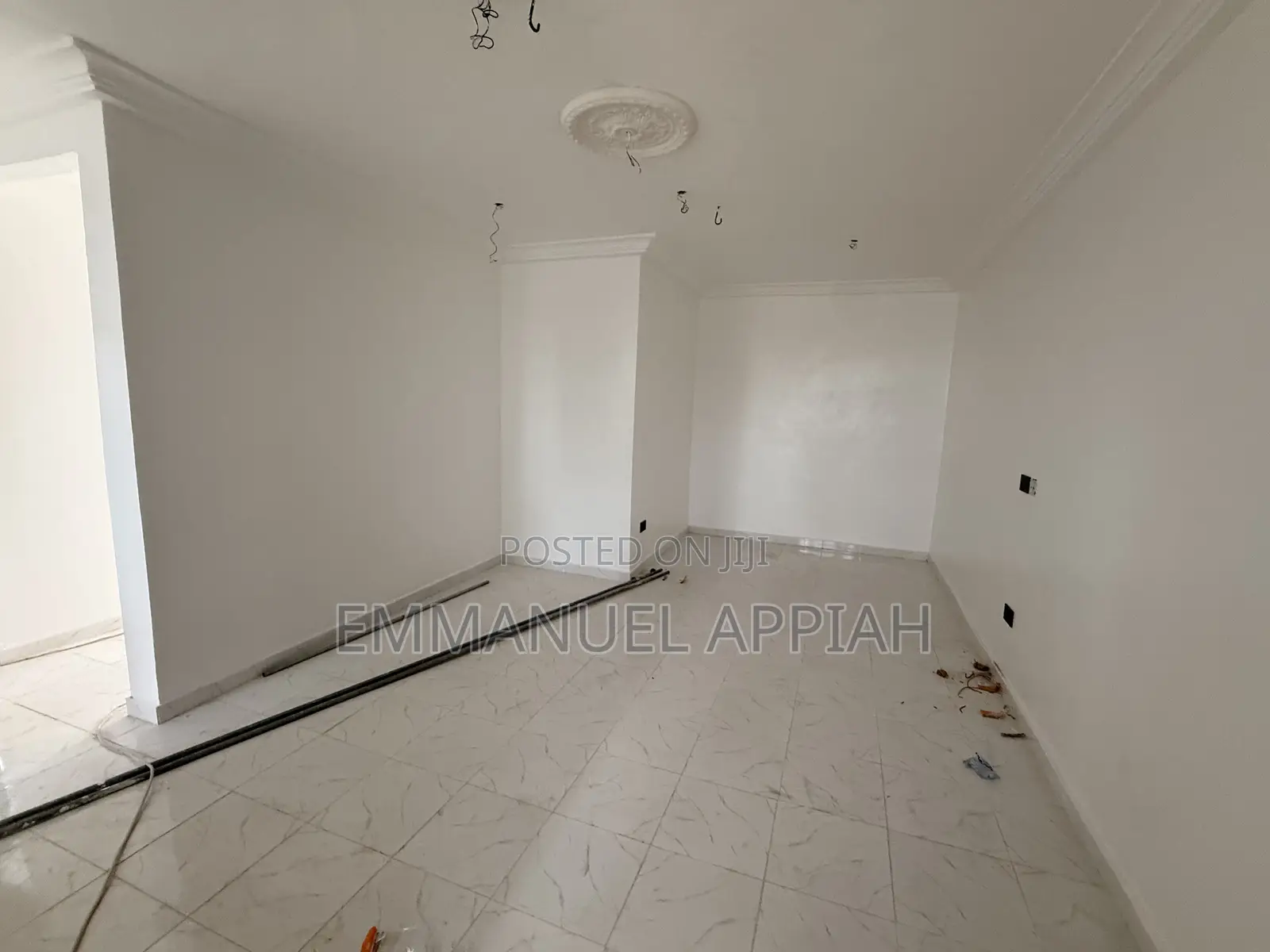 1bdrm Room & Parlour in Tesano for rent