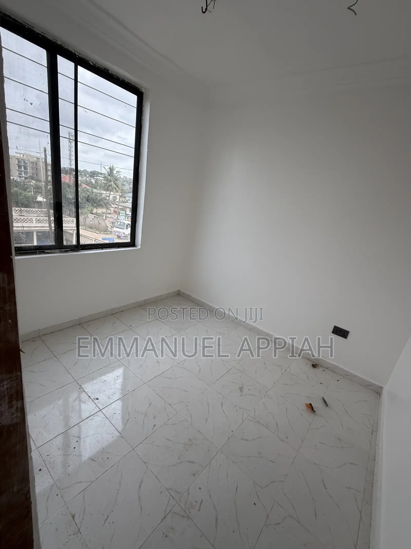 1bdrm Room & Parlour in Tesano for rent