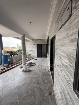 1bdrm Room & Parlour in Tesano for rent