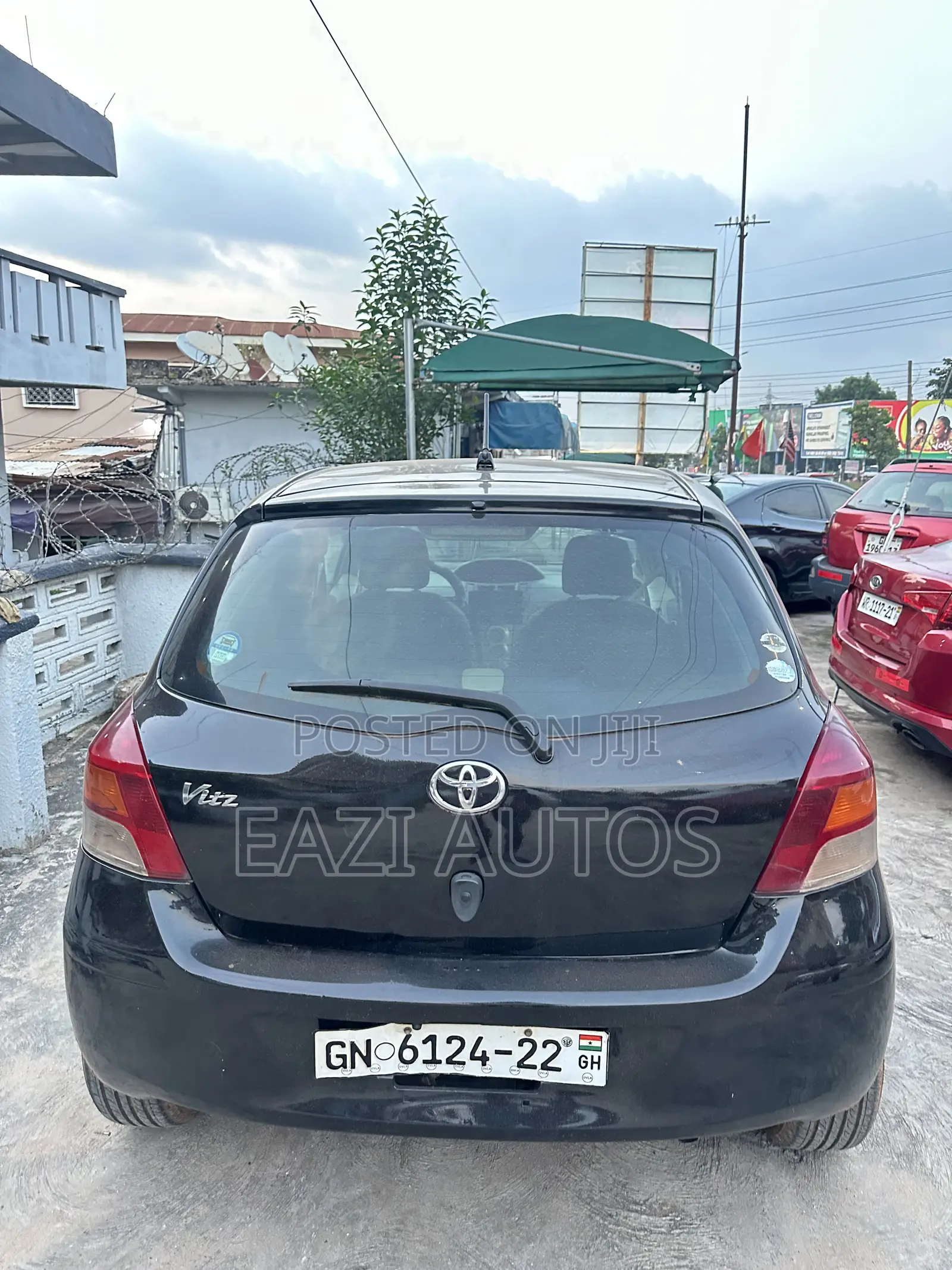 Toyota Vitz 2010 Black