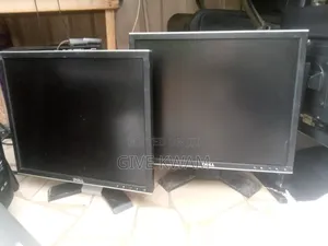 19 Inches Monitors