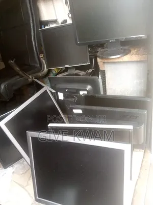 19 Inches Monitors