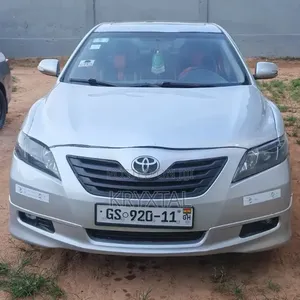 Toyota Camry 2009 Silver