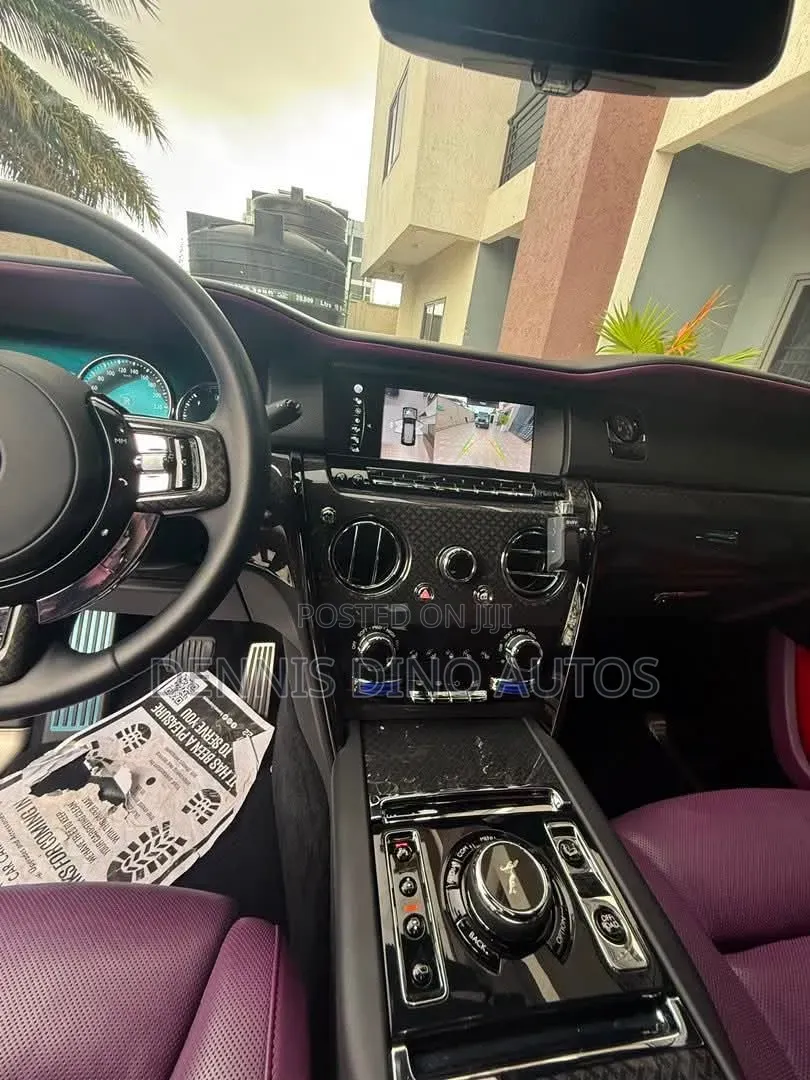 Rolls-Royce Cullinan Black Badge 2024 Matt Black
