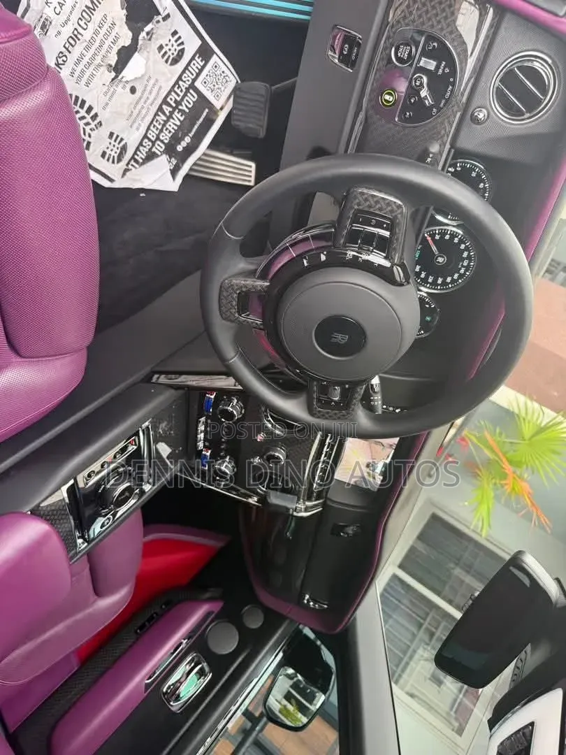 Rolls-Royce Cullinan Black Badge 2024 Matt Black