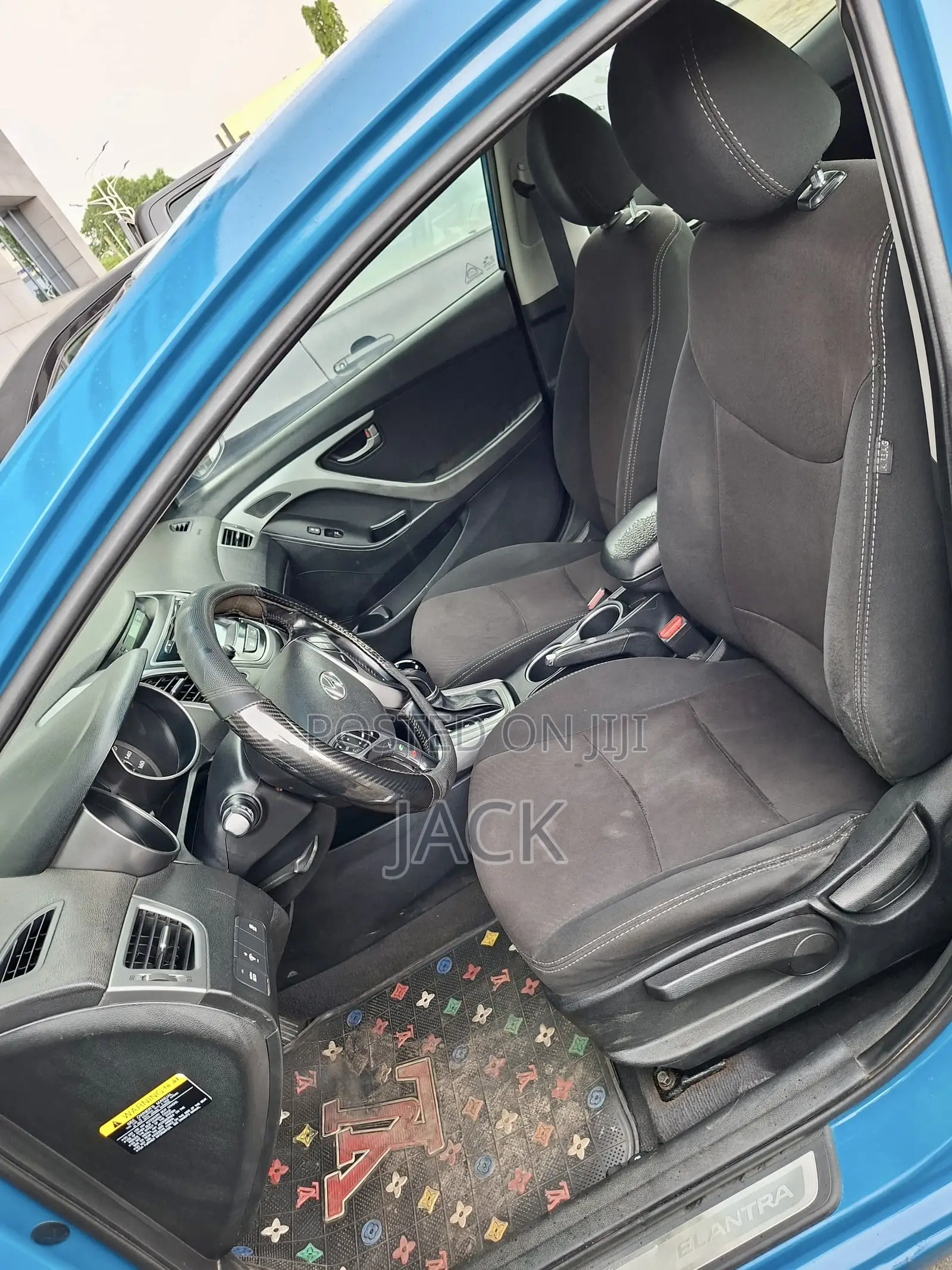 Hyundai Elantra Limited Sedan FWD (1.8L 4cyl 6A) 2016 Blue