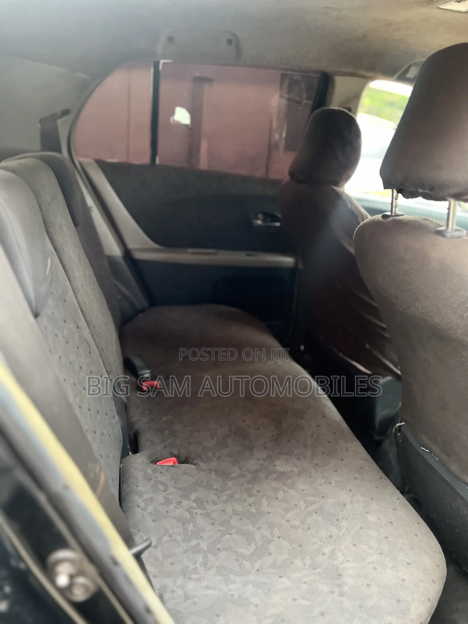 Toyota Vitz 2010 Black
