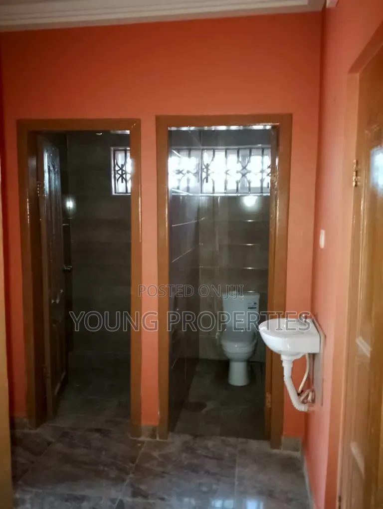 2bdrm House in Amasaman Asalahaja for rent
