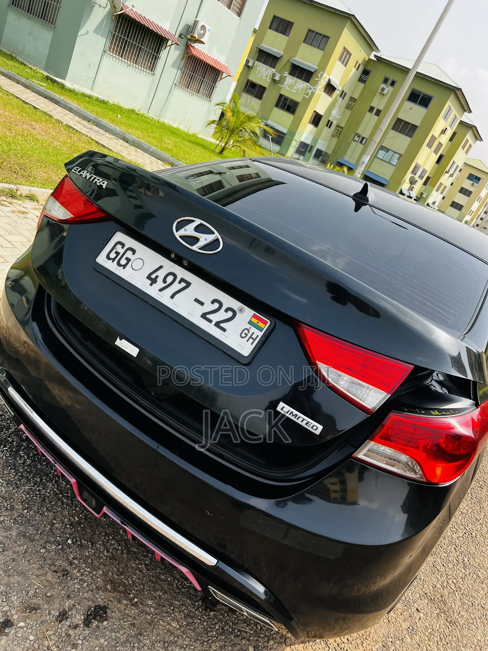 Hyundai Elantra Limited Sedan FWD (1.8L 4cyl 6A) 2013 Black