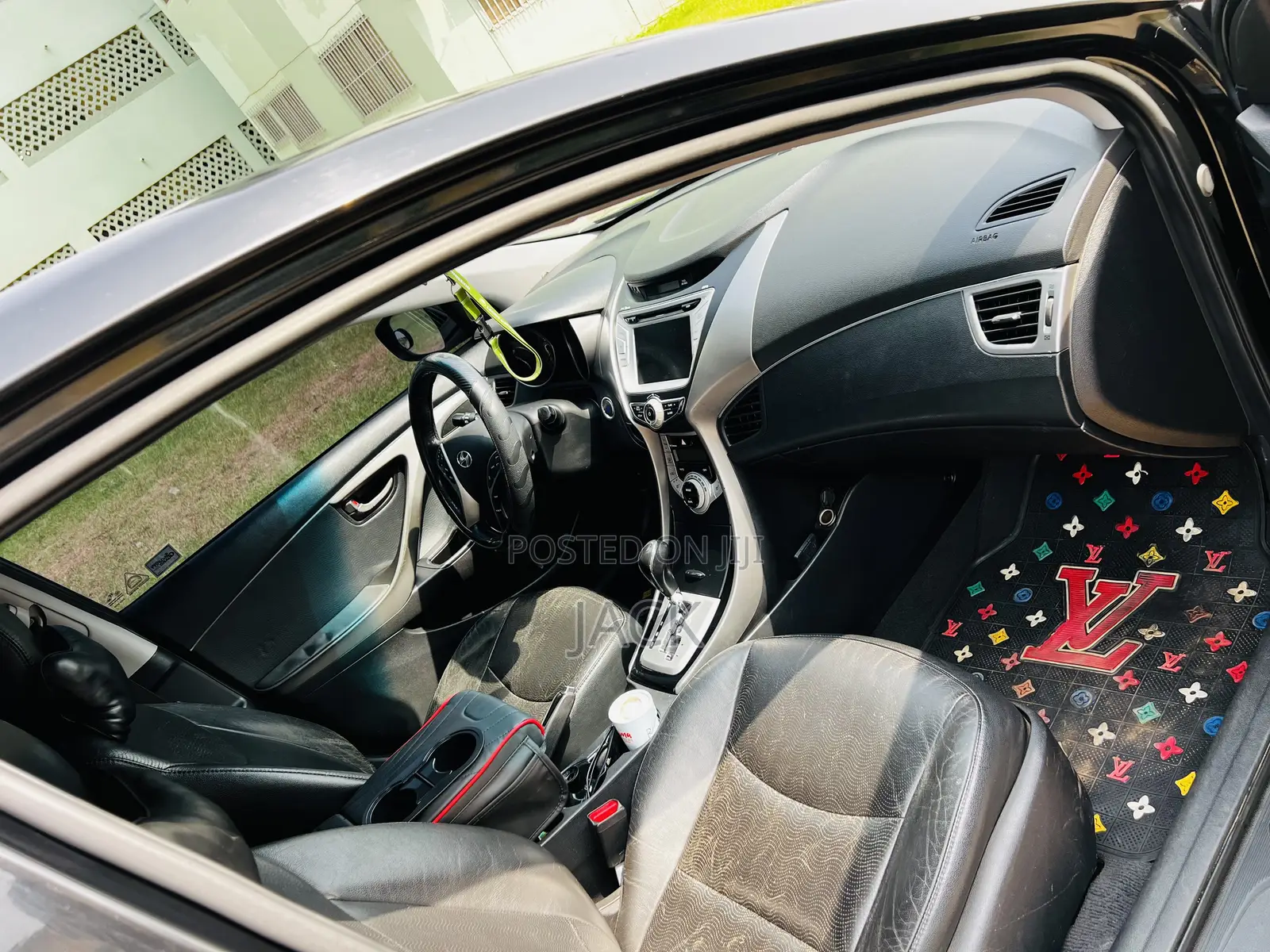 Hyundai Elantra Limited Sedan FWD (1.8L 4cyl 6A) 2013 Black
