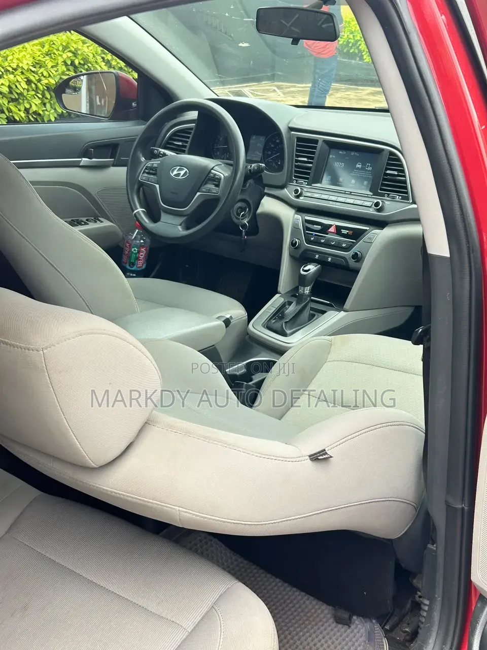 Hyundai Elantra 2017 Red
