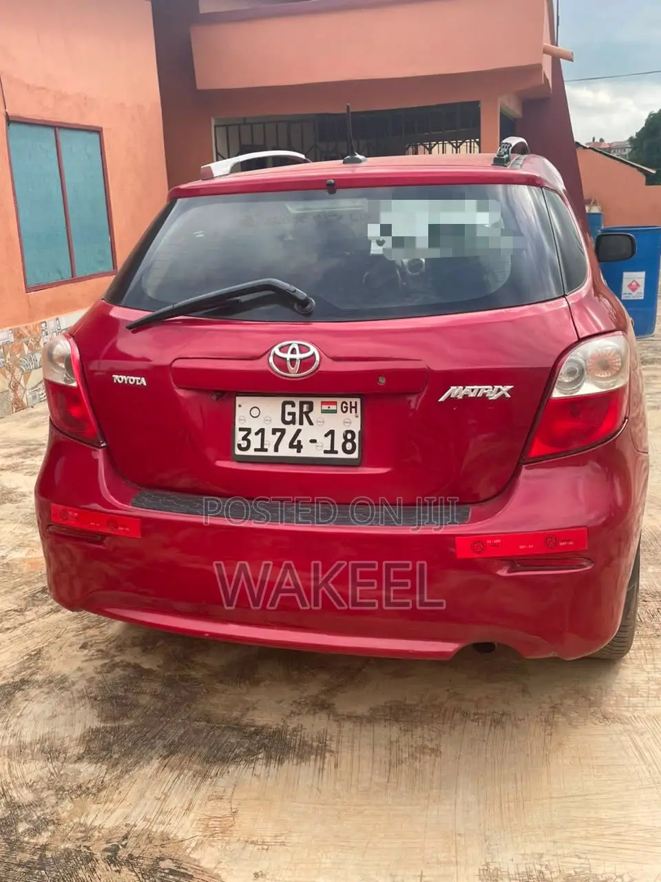 Toyota Matrix Hatchback FWD (1.8L 4cyl 5M) 2010 Red