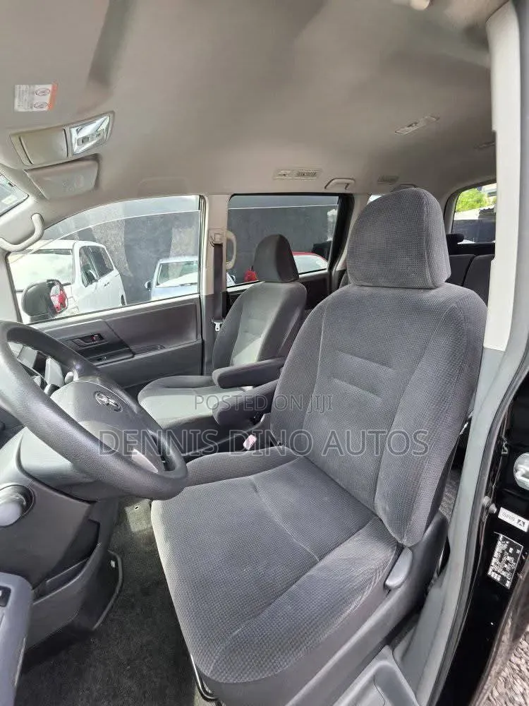 Toyota Voxy 2012 Matt Black