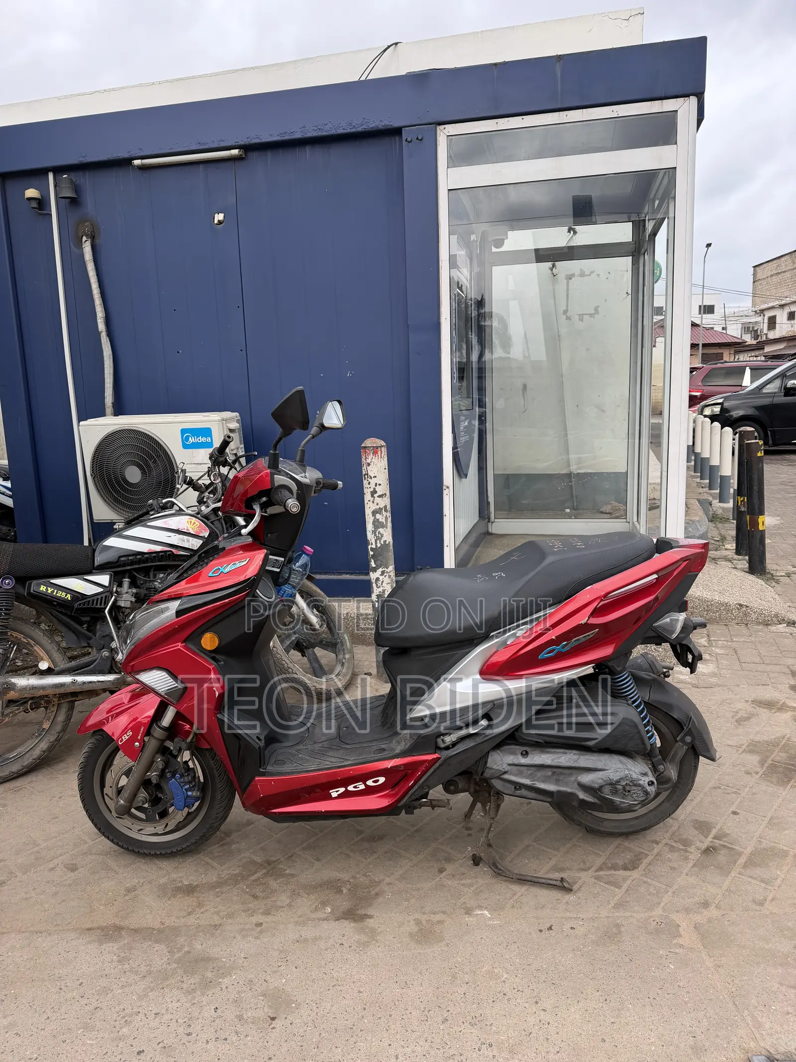 Piaggio Scooter 2020 Red