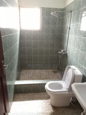 4bdrm House in Tradbest Ventures, Accra Metropolitan for rent