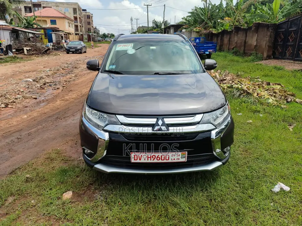 Mitsubishi Outlander 2016